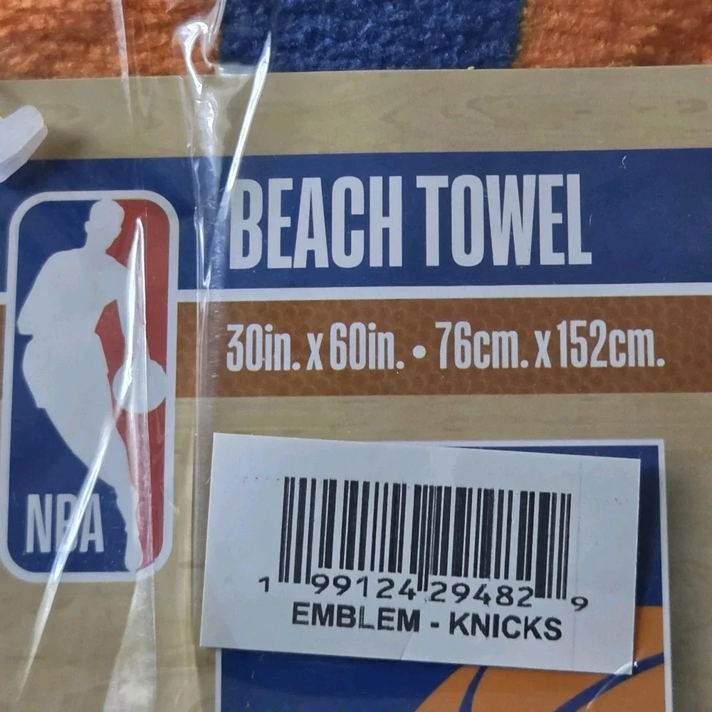 NBA NEW YORK KNICKS BEACH TOWEL 30x60 Inches BASKETBALL Cotton